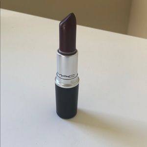 Mac Cremesheen hang-up